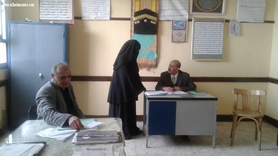 مدير التعليم الإبتدائى بـ