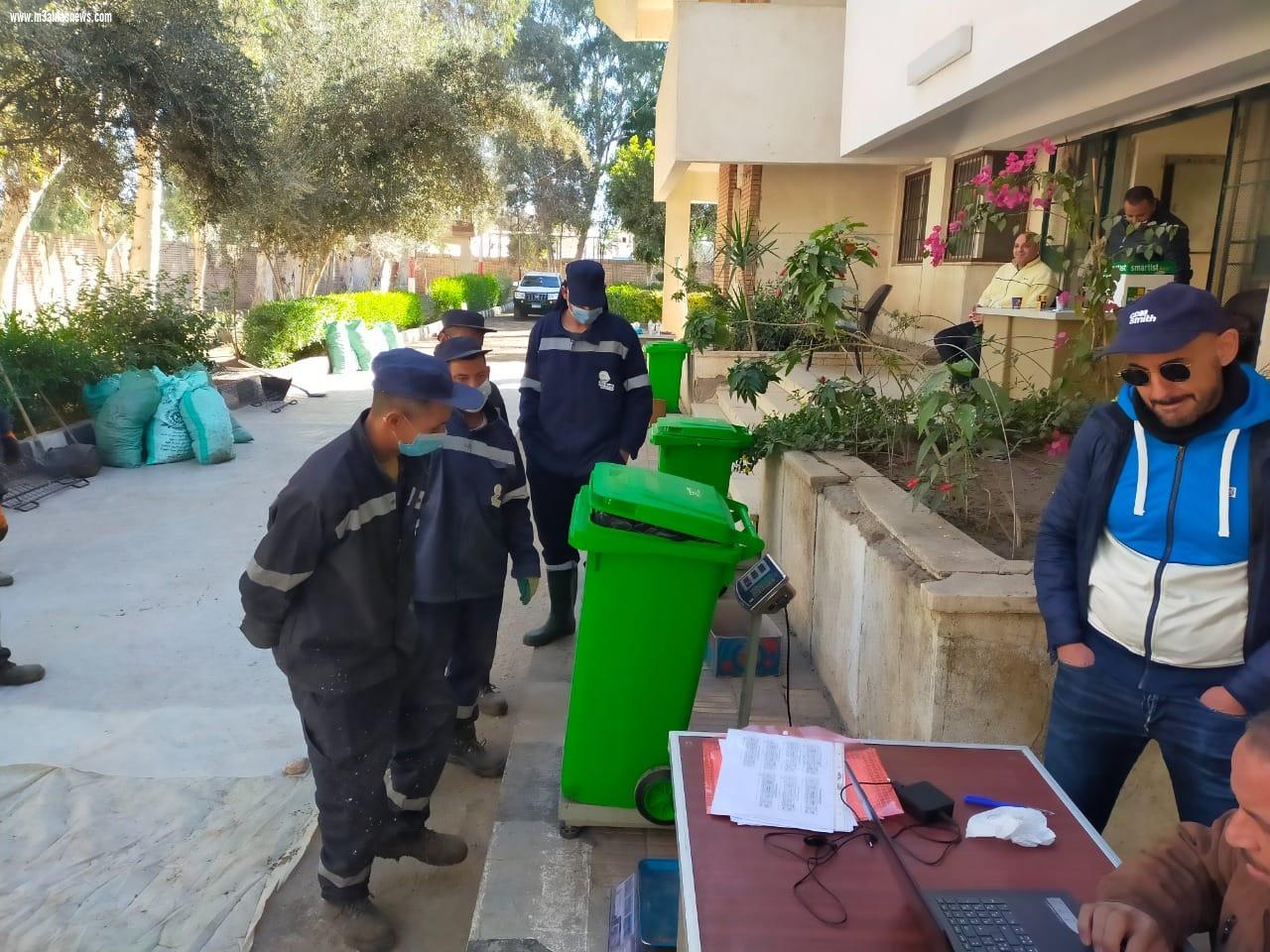 محافظ أسيوط : ورش عمل ودورات تدريبية للعاملين بمنظومة النظافة بالمحافظة بالتعاون مع البرنامج الوطنى لادارة المخلفات الصلبة وهيئة التعاون الالمانية