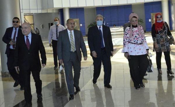 جامعتى بدر و أسيوط توقعان بروتوكول تعاون لتبادل الخبرات وتدريب الطلاب بالقطاع الطبى