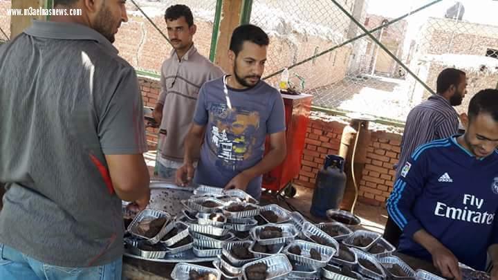 شباب قرية يقيم حفل إفطار جماعى بكفرالشيخ