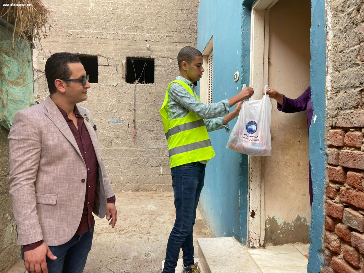 مستقبل وطن بكفرالشيخ يوزع 300 كرتونة مواد غذائية ولحوم بمركز مطوبس 