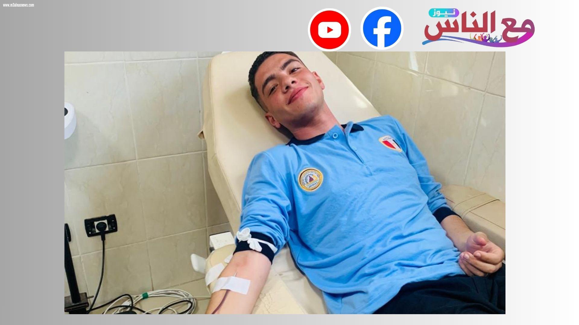 طلاب التربية العسكرية بجامعة كفر الشيخ يتبرعون بالدم لمستشفي كفر الشيخ الجامعي