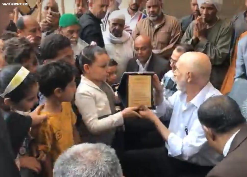 احتفالا بالمولد النبوى الشريف ... الجمعية الخيرية الرفاعية تكرم مجموعة من حفظة القرآن الكريم