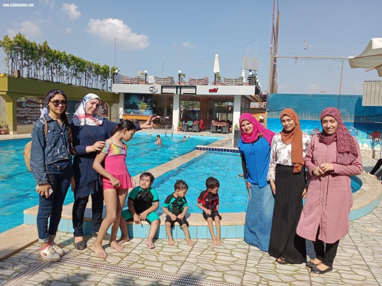 قومى المرأة بالمنوفية يؤسس فريق سباحة من ذوي الهمم بتلا