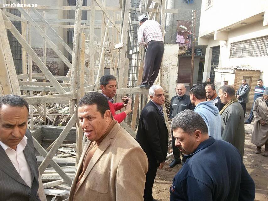 مساعد محافظ كفر الشيخ يقود حملة لإزالة تعديات أمام كنيسة بلطيم 