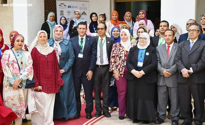 ناصف يفتتح البرنامج التدريبي لتاهيل مسيرات تعليم الكبار باليونسكو