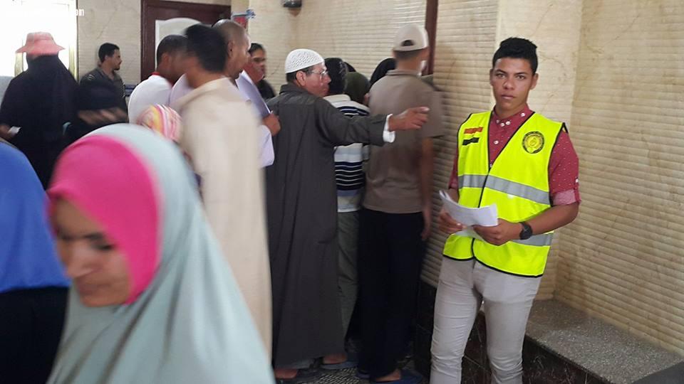 جامعة عين شمس توفد قافلة طبية لعلاج المرضى بإحدى قرى بلطيم بكفر الشيخ