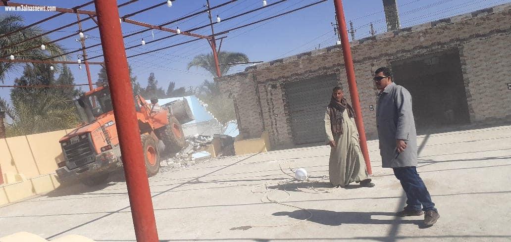 محافظ أسيوط: إزالة تعديات على أراضي أملاك دولة بساحل سليم واستراد 61 فدان زراعة و1100 متر مربع مباني
