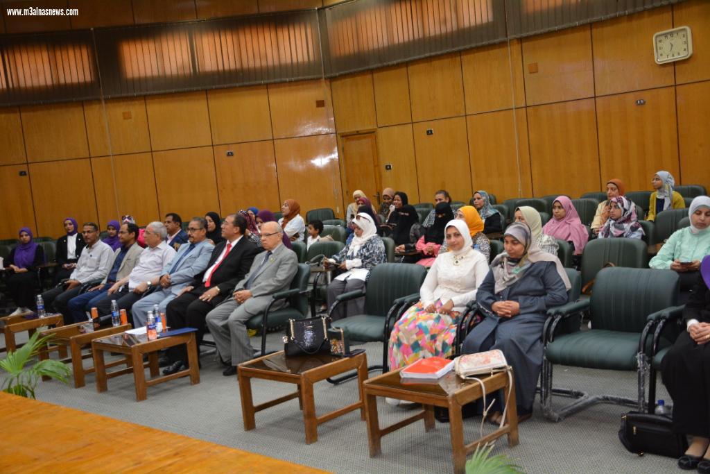 جامعة أسيوط تطلق فعاليات المؤتمر العلمي الأول لقسم العلوم التربوية