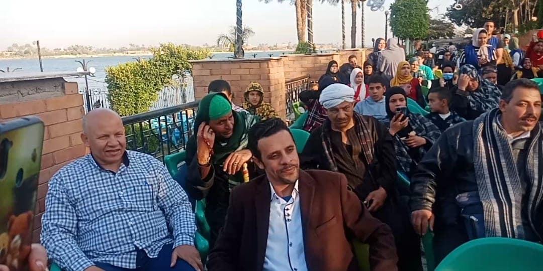 خليك فاكر فرحه مع اليتيم