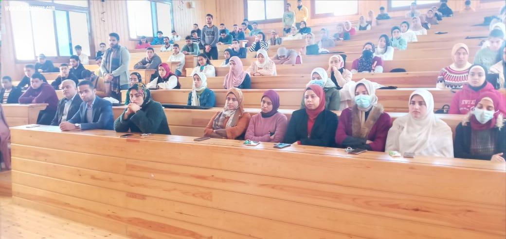 وعظ كفر الشيخ تشارك في ندوة توعوية بعنوان: ترسيخ القيم الأخلاقية والحضارية بين طلاب الجامعات