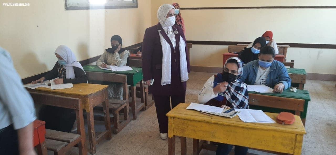 في أول أيام امتحانات الشهادة الإعدادية محافظ كفر الشيخ يوجه بتوفير سبل الراحة للطلاب