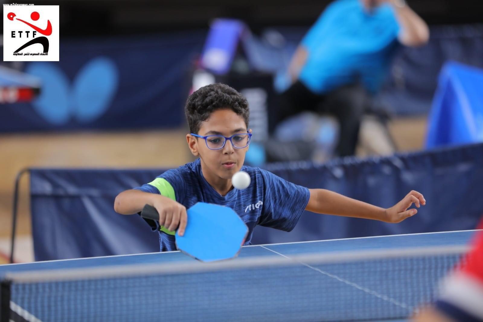 احمد عبدالمؤمن ... سابع الجمهورية فى تنس الطاولة تحت 11 سنه
