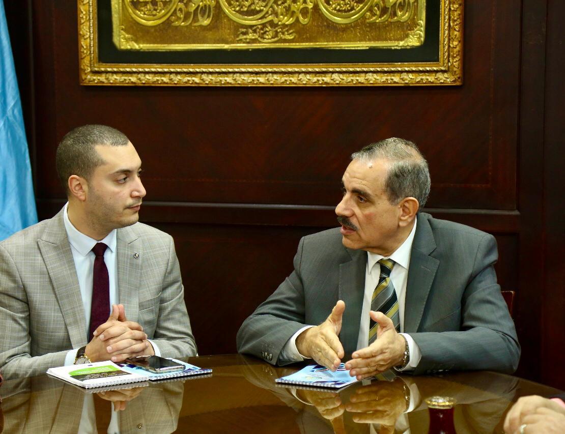 محافظ كفرالشيخ ونائبه يتبرعان بـ 20% من رواتبهم لدعم العمالة غير المنتظمة