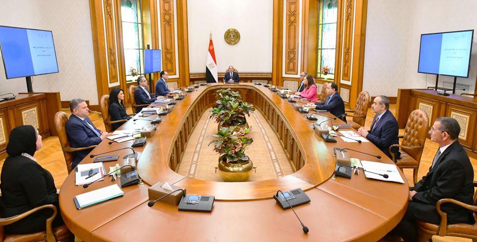 الرئيس السيسى .. يوجه باتخاذ مجموعة من الإجراءات للتخفيف من الآثار الاقتصادية لأزمة فيروس كورونا