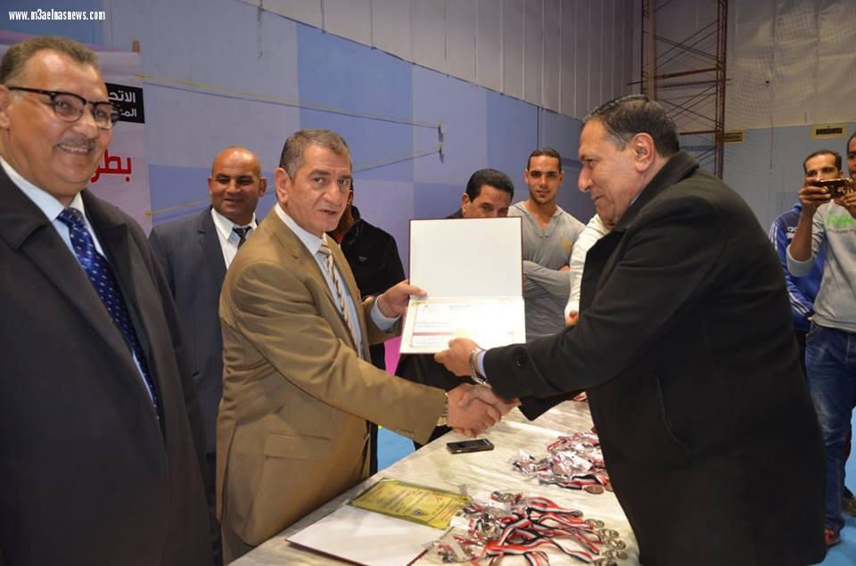 محافظ كفرالشيخ يشهد ختام البطولة المفتوحة للقوى البدنية ويكرم الفائزين.. 