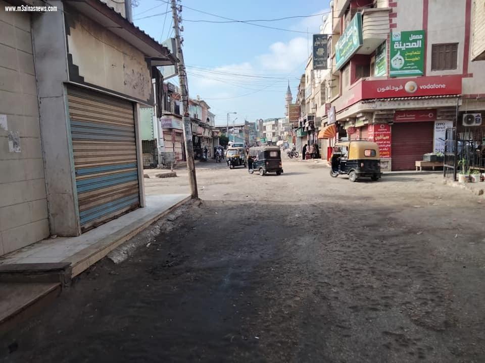 حملات للنظافة ورفع الاشغالات ومراجعة غرف الصرف الصحي بالحامول بكفر الشيخ