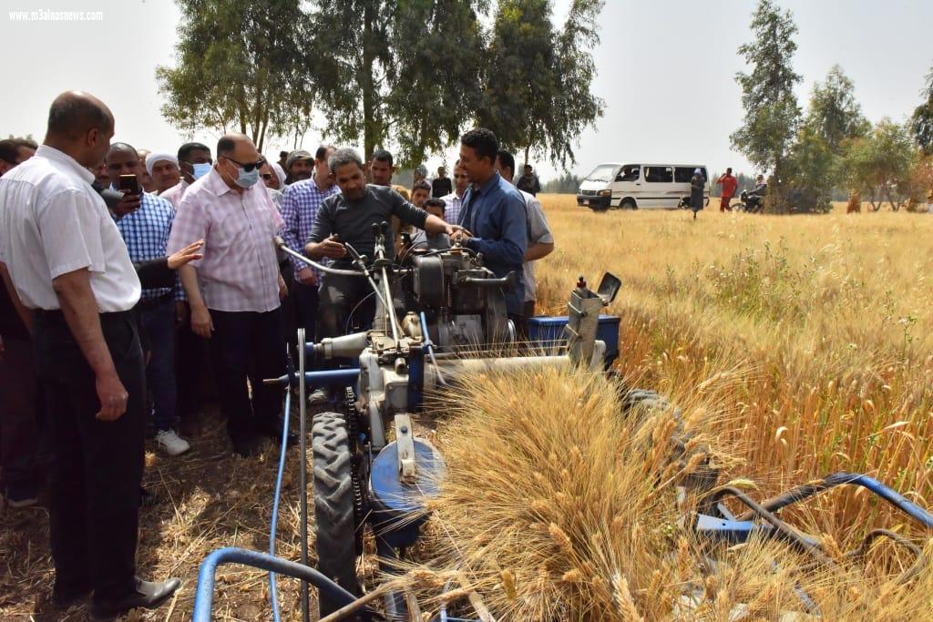 وسط استقبال بالورود ورفع صور الرئيس السيسى ..محافظ أسيوط يزور ايبارشيات منفلوط والدير المحرق والقوصية للتهنئة بعيد القيامة المجيد
