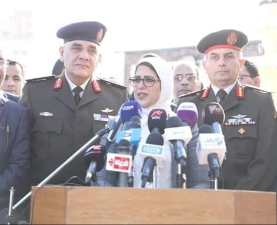 خلال مغادره العائدين من مدينه ووهان الصينيه من الحجر الصحي وزيرة الصحة.. مصر لا تنسى أبنائها في الداخل والخارج