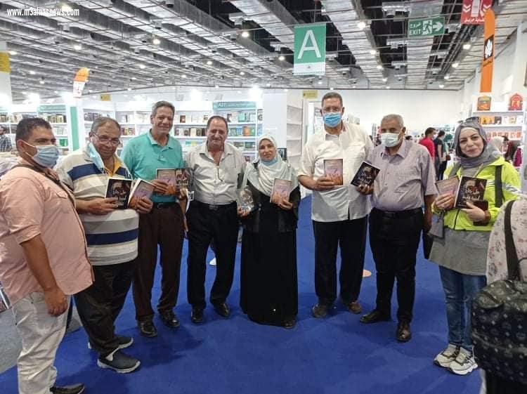 معرض الكتاب يتزين بإبداع أدباء وشعراء كفرالشيخ