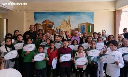 تعليم القاهرة يكرم الكردواي و طلاب التحول الرقمى بالأسمرات