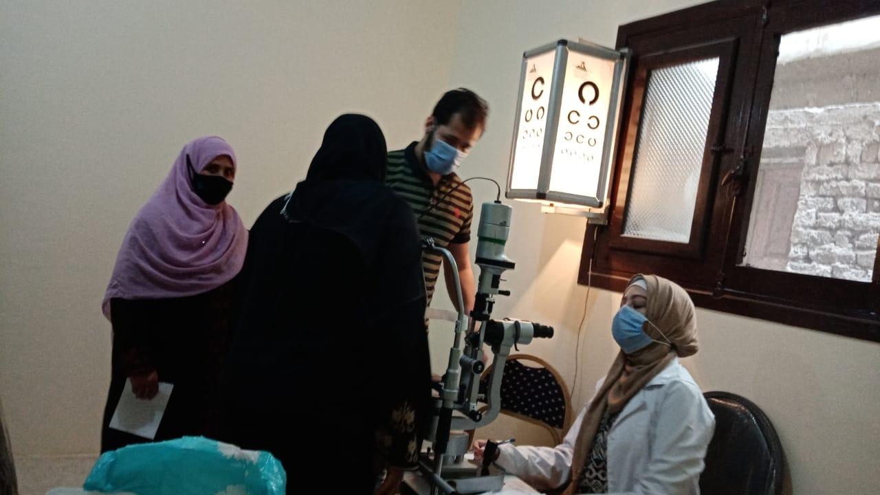 الكشف على 250 مواطنا فى قافلة طبية للعيون لحزب مستقبل وطن بكفرالشيخ