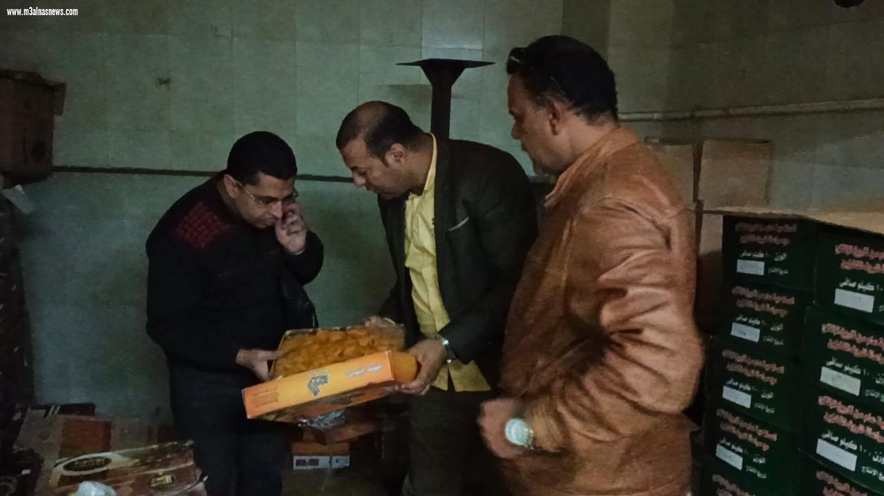  حملات تموينية لضبط الأسعار وتوفير السلع الغذائية بالمراكز والمدن وتحرير 90 محضرا للمخالفين بكفر الشيخ