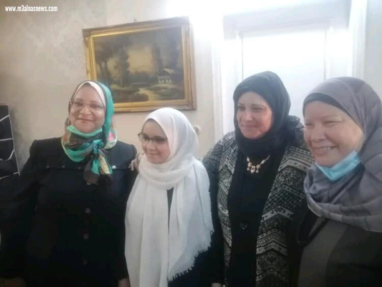 الطالبة ايه سليمان بنت كفرالشيخ تحصل علي المركز الثالث