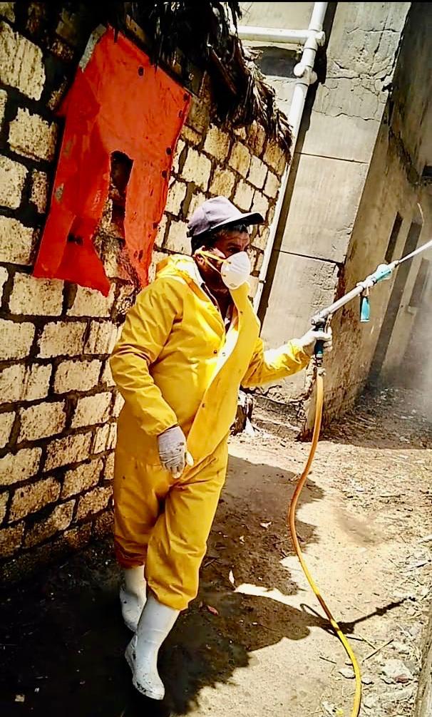 حملات تطهير وتعقيم مُكبرة بقرية الزعفران بكفرالشيخ الخاضعة للعزل الصحي