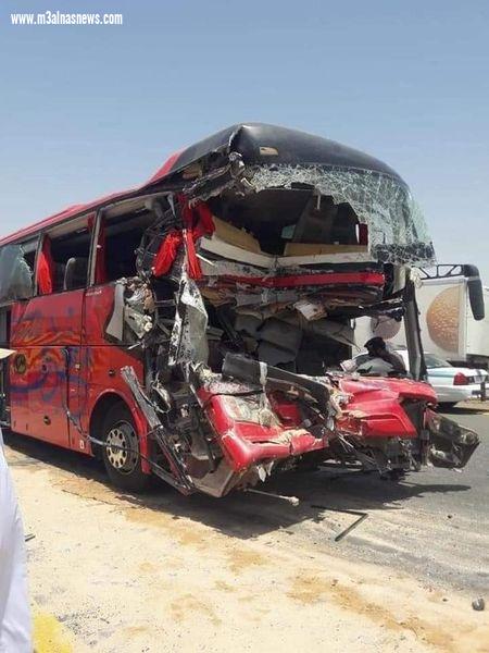 مصرع 8 أشخاص وإصابة 43 آخرين إثر انقلاب حافلة بالمدينة المنورة بالسعودية
