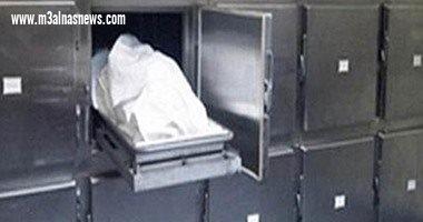 مصرع وإصابة 5 من أسرة واحدة إثر انقلاب سيارة على طريق 