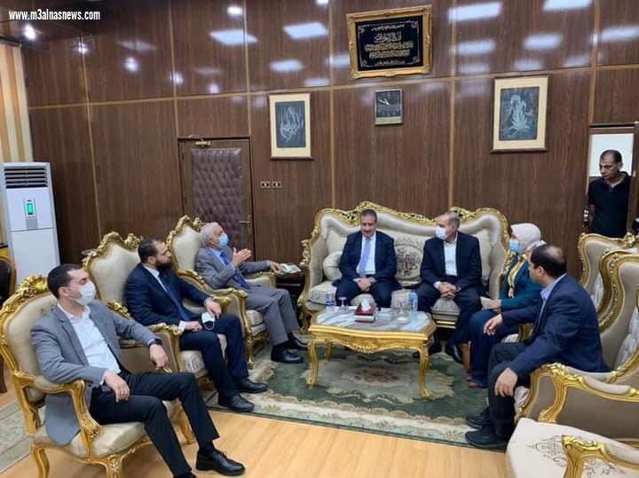 محافظ كفر الشيخ يلتقي بوزير الشباب والرياضة ومحافظ المنوفية ويقرر صرف 30 ألف جنيه لكل مصاب