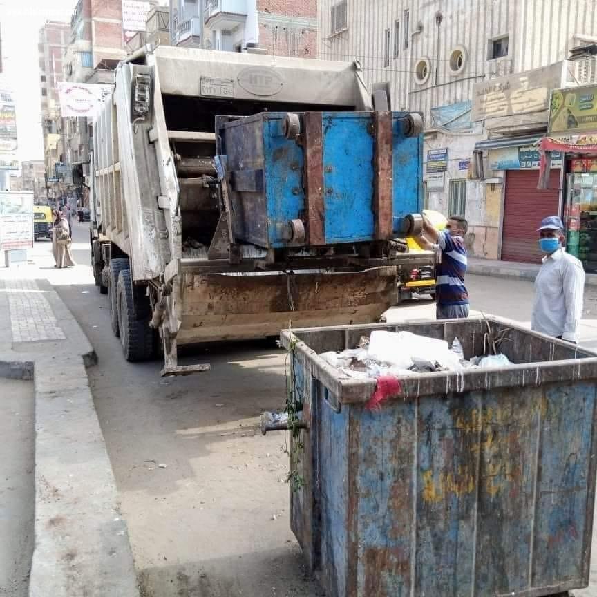 البحيرة :رفع ١٢٠ طن قمامة ومخلفات بمركز ومدينة شبراخيت .