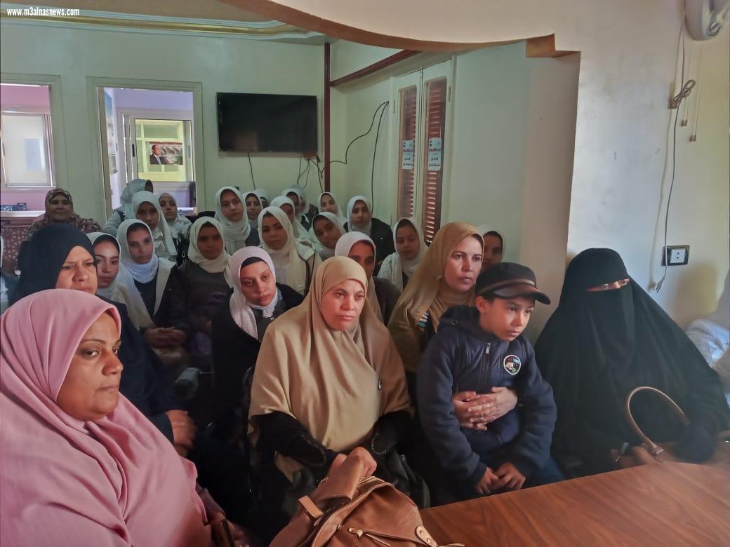 مستقبل وطن يواصل فعاليات مبادرة انتى عظيمة بكفرالشيخ