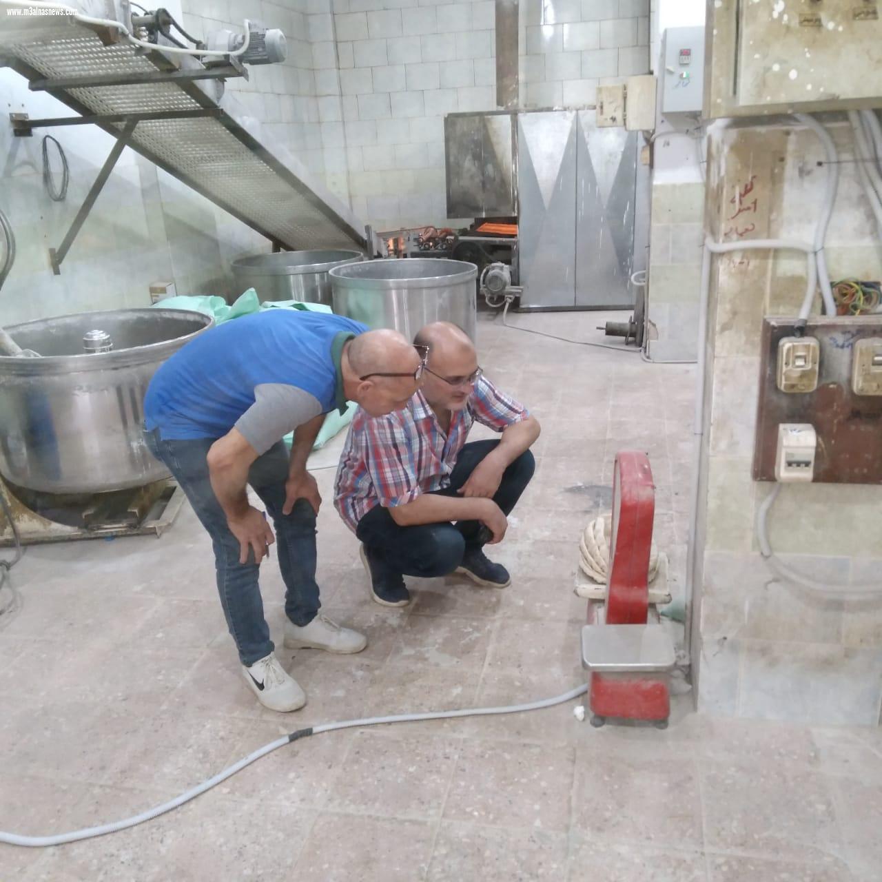 تموين كفر الشيخ ضبط طن و700 كيلو دقيق مدعم داخل مخبز بلدي في بيلا