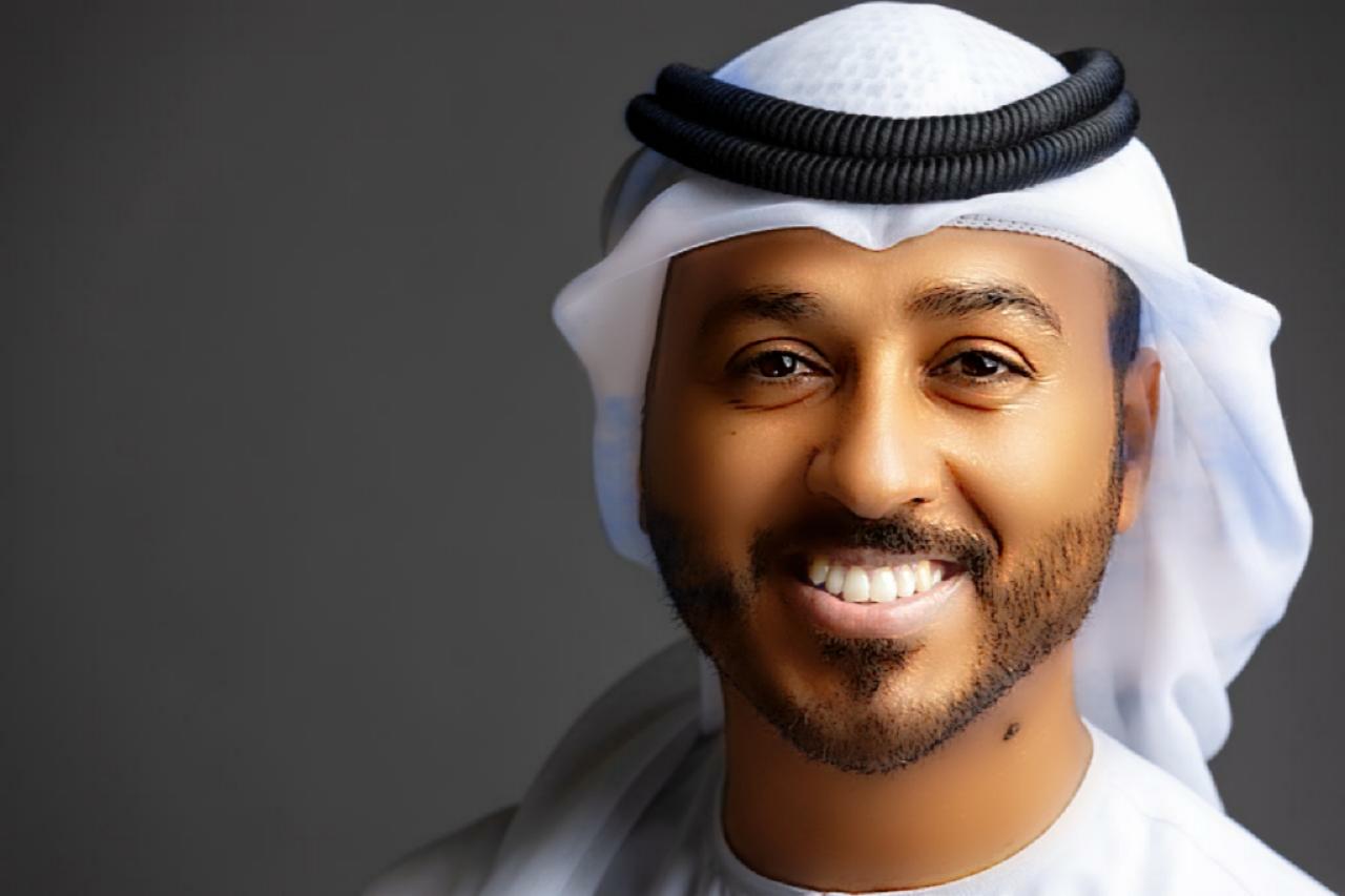 كاتب إماراتى يشيد بالتقدم المصرى وإصرار وعزيمة المصريين