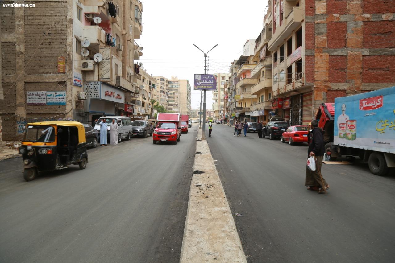 محافظ كفر الشيخ يتفقد توسعة الطرق واعادة رصفها وربط رافدي الطريق الدولى