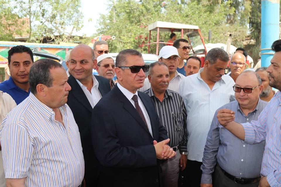 محافظ كفر الشيخ يتفق مع تجار البرلس على محاربة الغلاء وحملات مكثفة لتصدى لجشع التجار