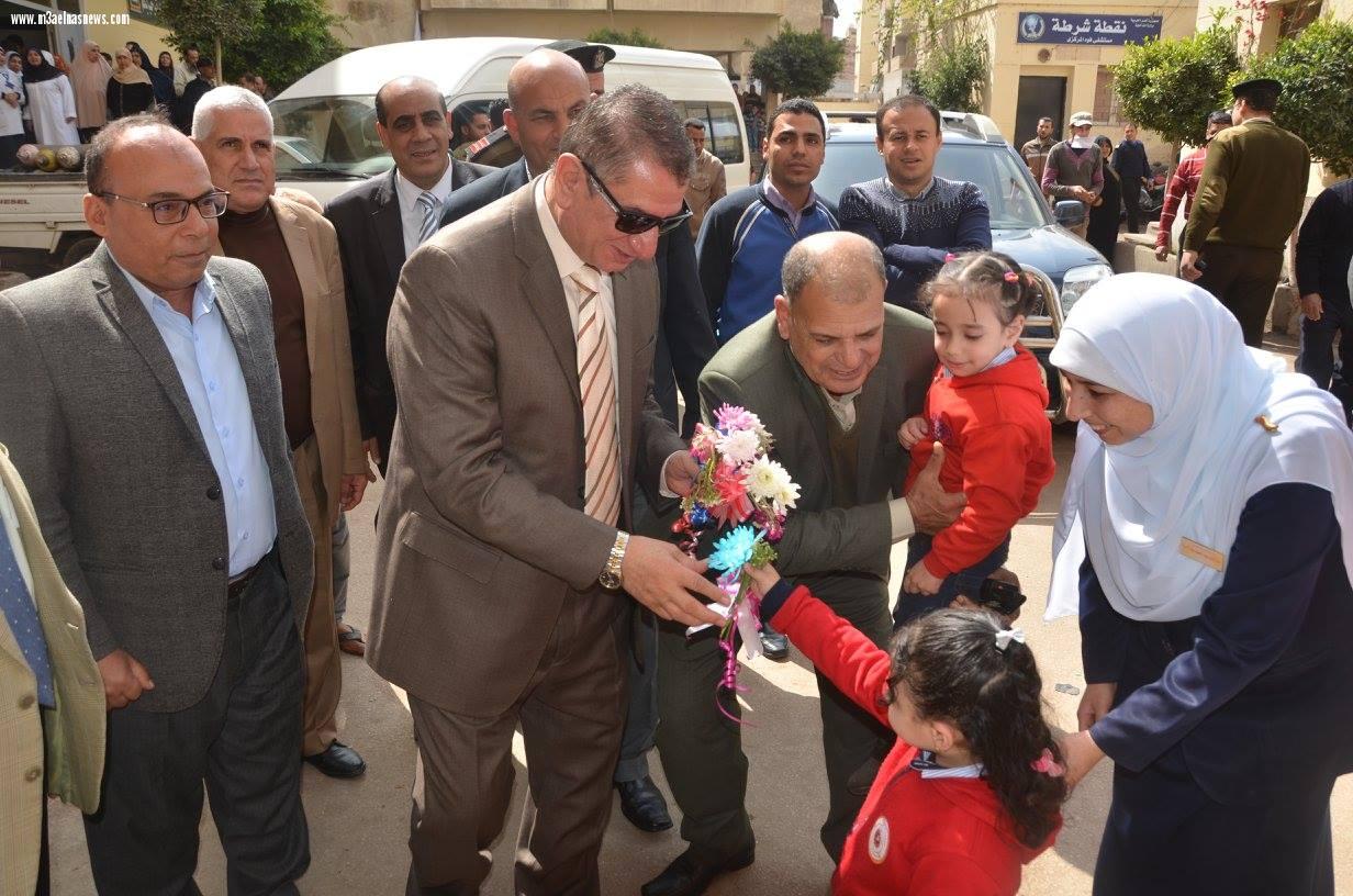محافظ كفرالشيخ يتابع قافلة اليوم الواحد لجراحة الأطفال بمستشفى فوة