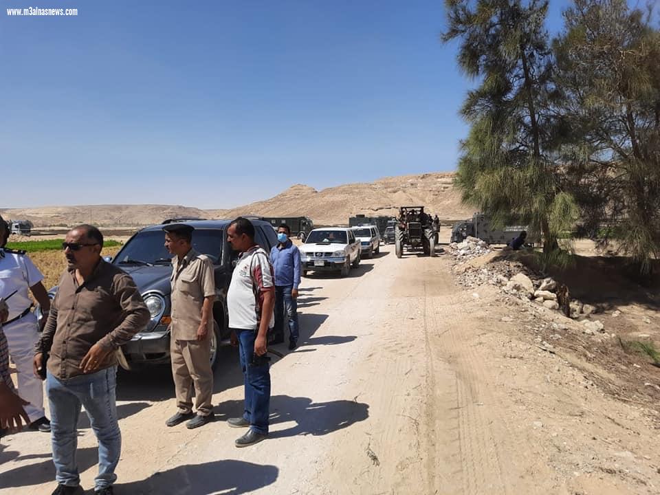 ضمن الموجة الـ 18 لإزالة التعديات محافظ أسيوط: إزالة 8 حالات تعدي على أراضي زراعية وأملاك دولة بمركزي أبنوب والفتح خلال يوم واحد