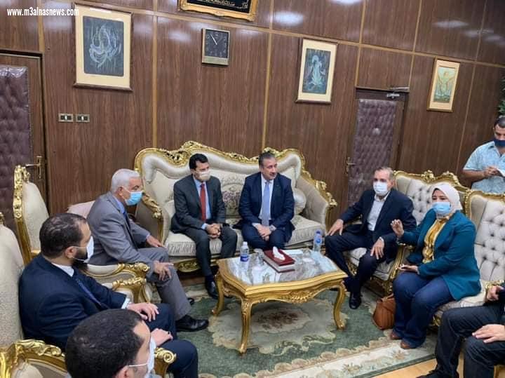 محافظ كفر الشيخ يلتقي بوزير الشباب والرياضة ومحافظ المنوفية ويقرر صرف 30 ألف جنيه لكل مصاب