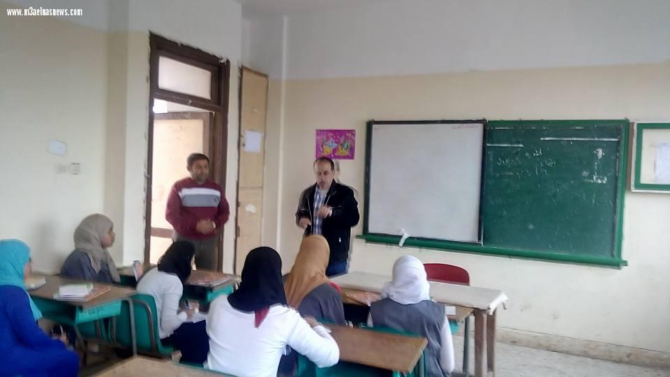 مدير التعليم الابتدائى بالحامول فى كفر الشيخ يقود القافلة التعليمة لمدرسة ٤٥ الشراقوة