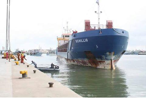 محافظ كفرالشيخ يتابع وصول السفينة شيلنج الهولندية محملة بتوربين للمرحلة الثانية لمحطة البرلس