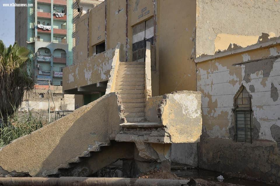 محافظ أسيوط يتفقد الأعمال الجاري انشائها بمركز شباب منفلوط لمتابعة الموقف التنفيذي وتذليل العقبات لاستكمال الأعمال