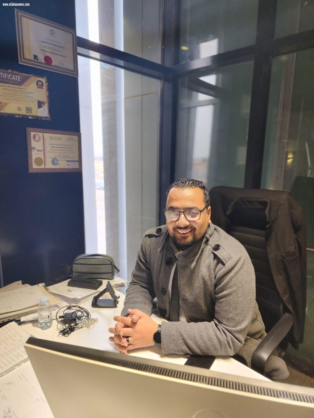 نموذج مصري نادر من النماذج الأقلية المشرفة التي تمثل بلادها