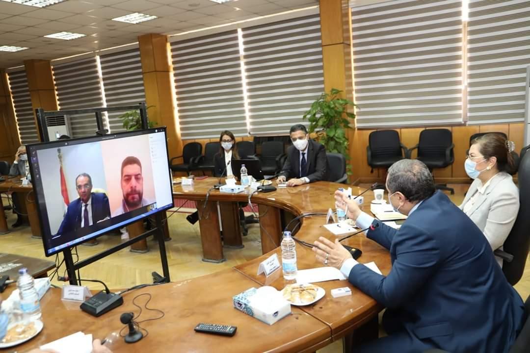 اللجنة الوزارية تقرر صرف الدفعة الثانية من منحة الـ 500 جنيه  من 21 إلي 25 يونيو الجاري بموجب كارت مسبوق الدفع  