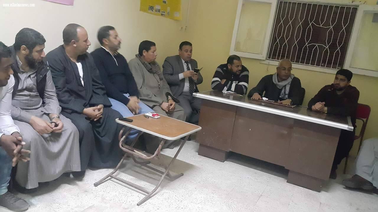 جلسة طارئة لمجلس عائلات الشهابية بكفر الشيخ لتعدى سائقين بلطيم على أبنائهم.. 