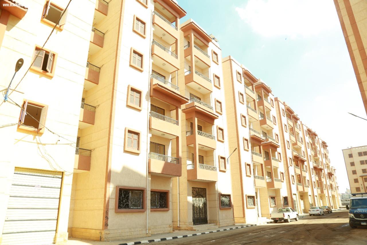 محافظ كفر الشيخ يسلم 115 وحدة سكنية وجاري إنشاء 24 ألف وحدة سكنية ب 3 تجمعات