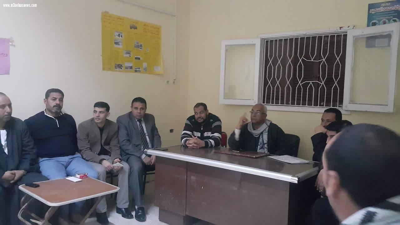 جلسة طارئة لمجلس عائلات الشهابية بكفر الشيخ لتعدى سائقين بلطيم على أبنائهم.. 