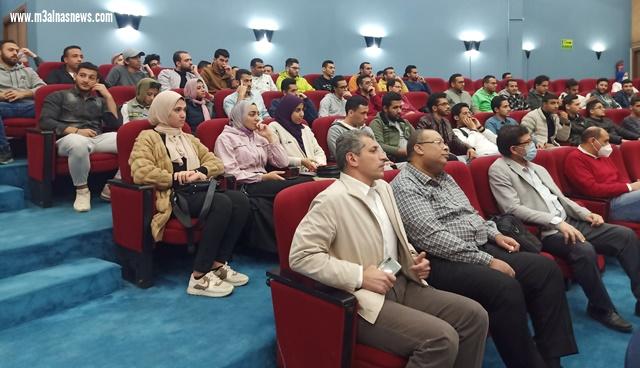 تفاصيل زيارة وفد جامعة أورال لهندسة الجامعة المصرية الروسية